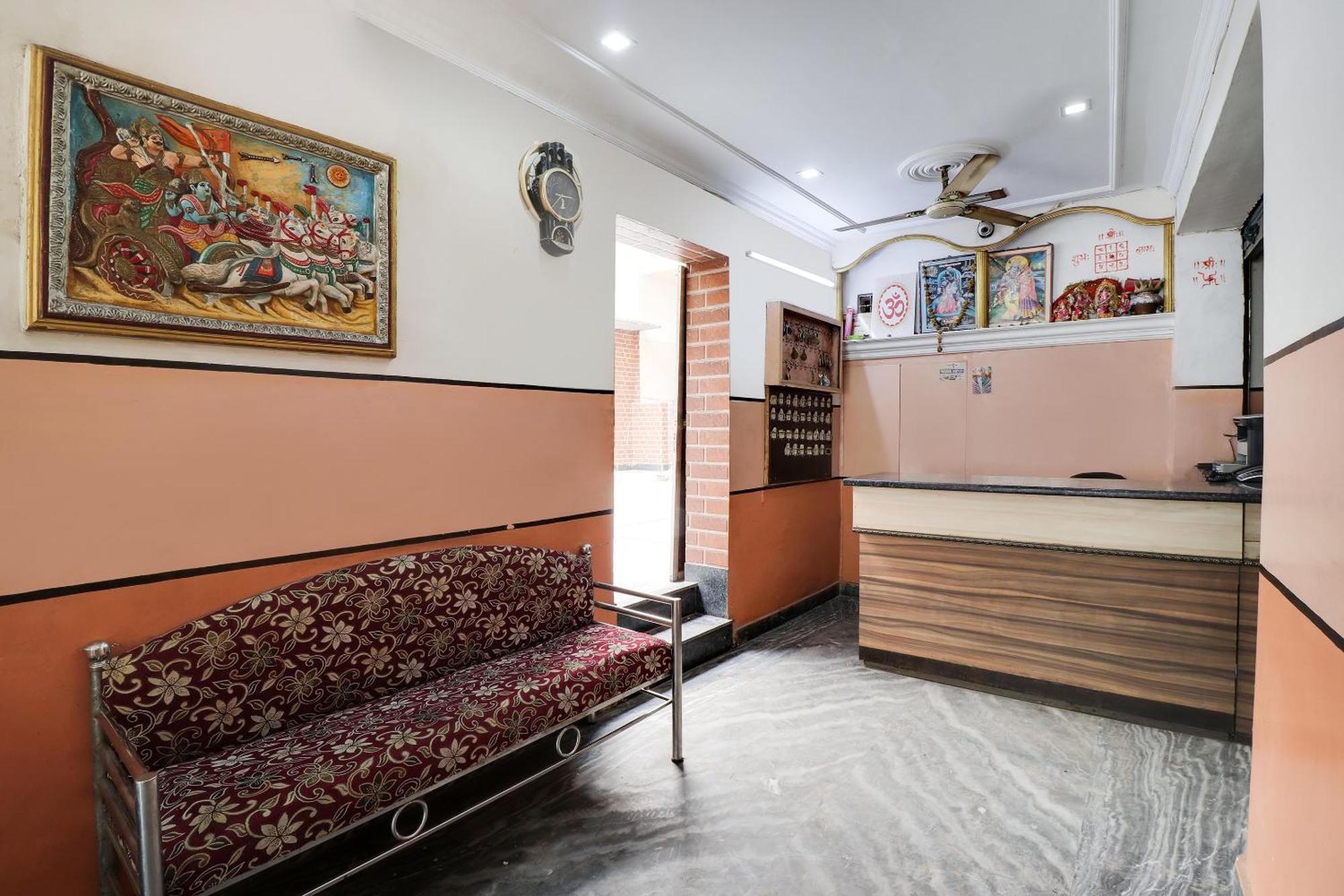 Bhairaun Ghāt Spot On 40076 Hotel Sunny מראה חיצוני תמונה