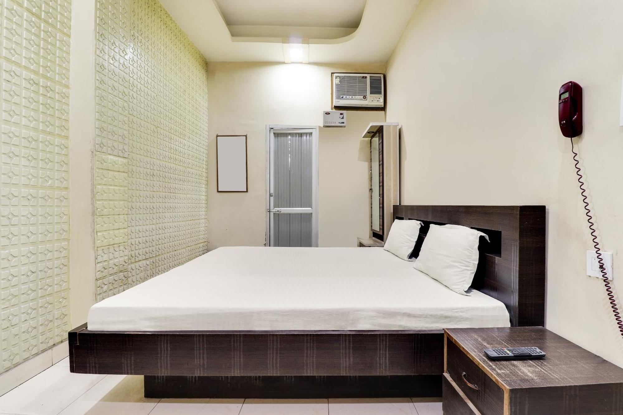 Bhairaun Ghāt Spot On 40076 Hotel Sunny מראה חיצוני תמונה