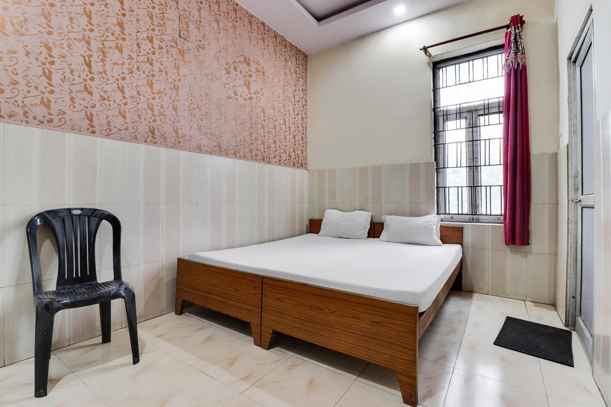 Bhairaun Ghāt Spot On 40076 Hotel Sunny מראה חיצוני תמונה